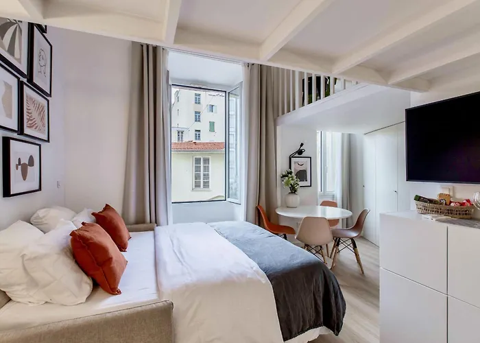 Suede Promenade Duplex Apartment At 1 Min From The Sea 2 Bathrooms