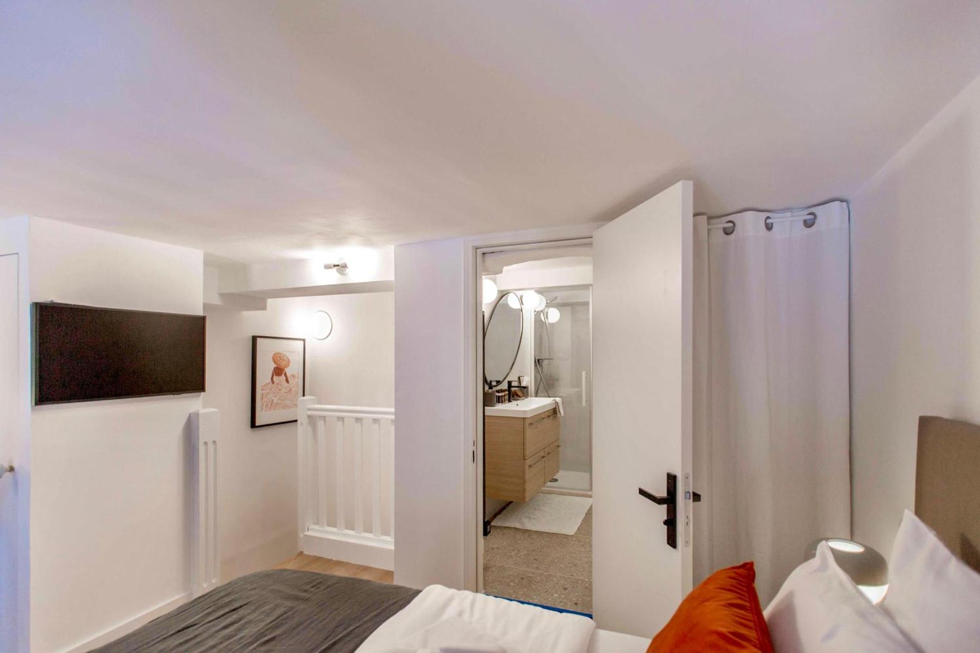 Suede Promenade Duplex At 1 Min From The Sea 2 Bathrooms *